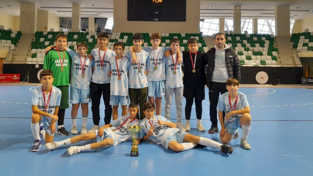 İLÇEMİZ ATATÜRK ORTAOKULU FUTSAL TAKIMI OKUL SPORLARI KAPSAMINDA GİRESUN İL ŞAMPİYONU OLDU