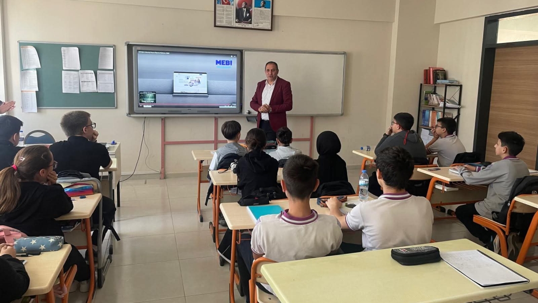 İLÇE MİLLİ EĞİTİM MÜDÜR VEKİLİ RAMİS BAŞTUĞ, MEBİ UYGULAMASI KAPSAMINDA ŞEHİT MURAT ŞAHİN ANADOLU İMAM HATİP LİSESİNE ZİYARET GERÇEKLEŞTİRDİ